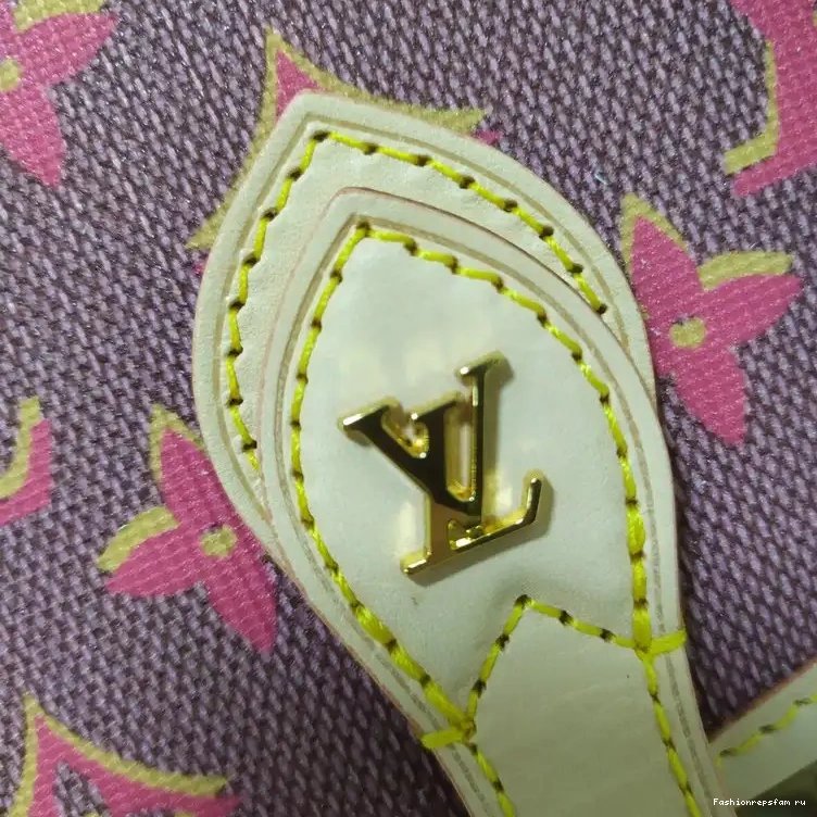 Fashionrepsfam ru LV Bags 20B570008 0713